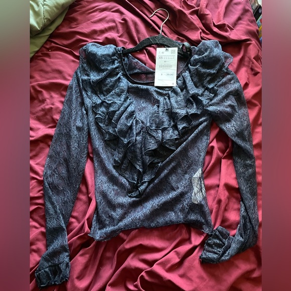 Zara top - Picture 1 of 3